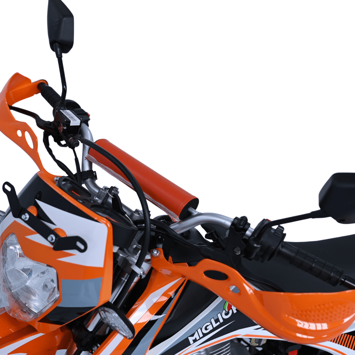 Migliori motocikl Furio 200 narandžasti