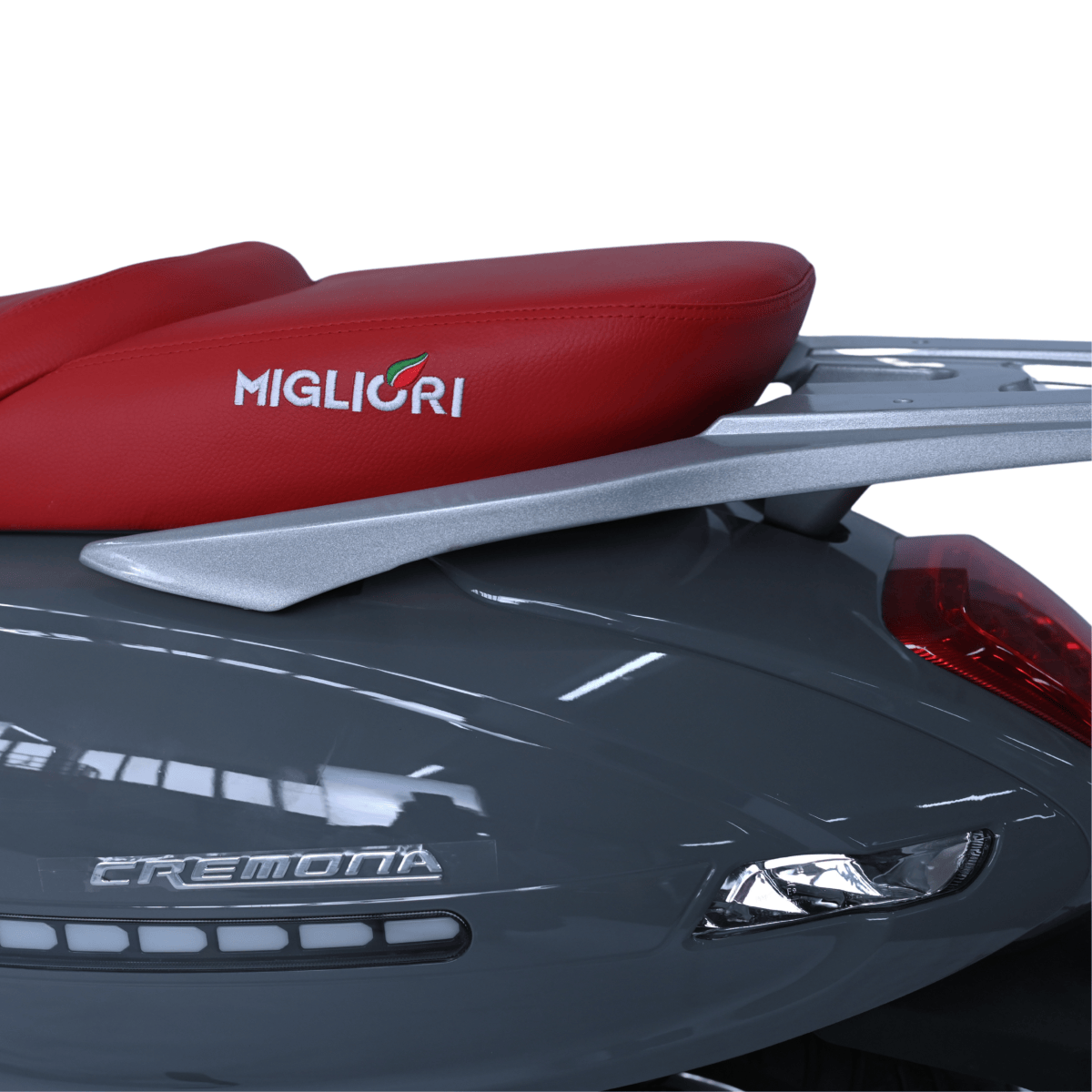 Migliori skuter Cremona sivi